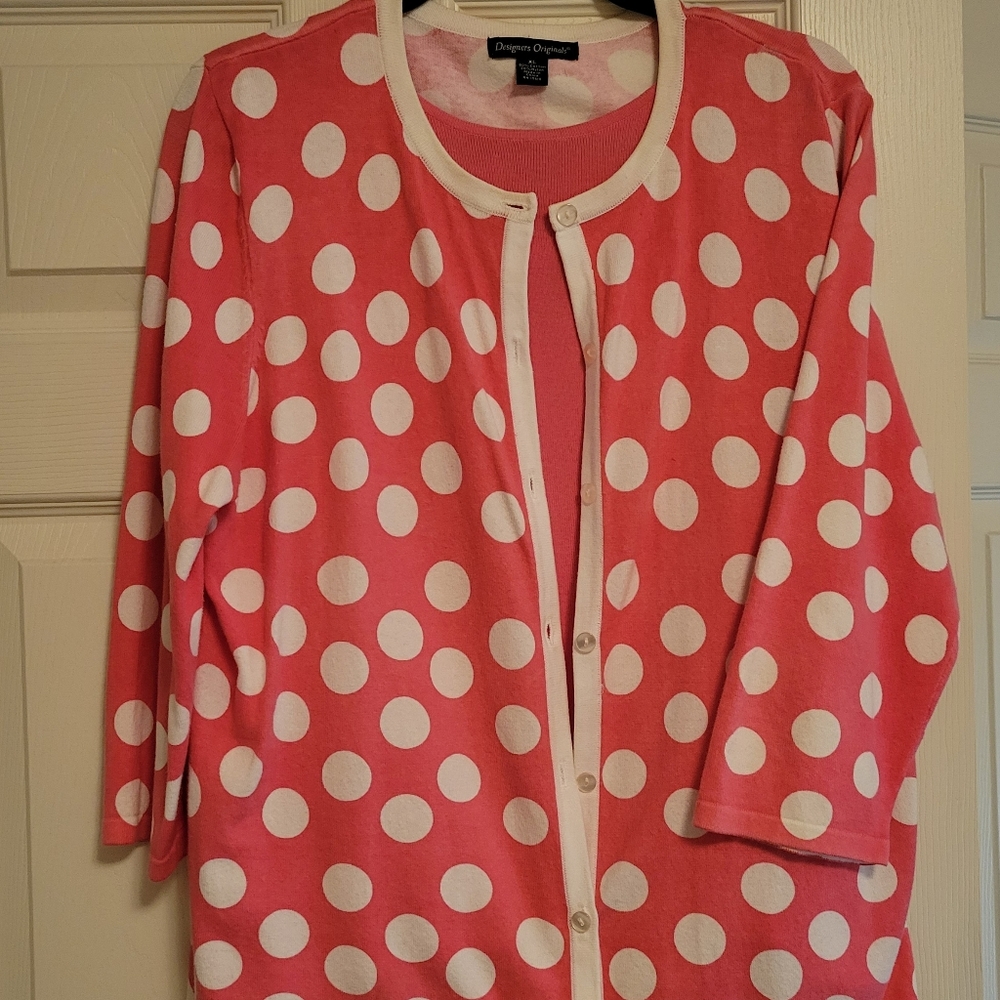 Sweater Set. XL. Pretty pink with white dots.